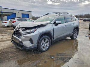 Toyota Rav4 XLE 2.5L 4 2025