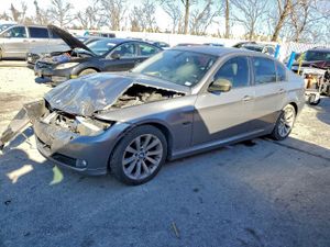 BMW 3 Series XI 3.0L 6 2011