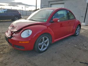 Volkswagen Beetle S 2.5L 5 2009