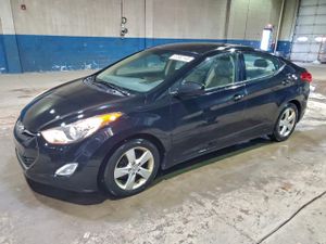 Hyundai Elantra GLS 1.8L 4 2013