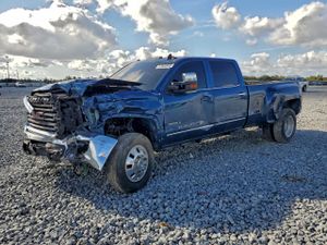 GMC Sierra K3500 SLT 6.6L 8 2015