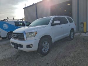 Toyota Sequoia SR5 5.7L 8 2014
