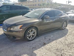Nissan Maxima S 3.5L 6 2012