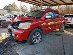 Nissan Titan S 5.6L 8 2012