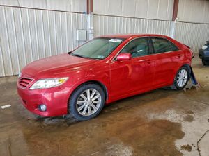 Toyota Camry BASE 2.5L 4 2011