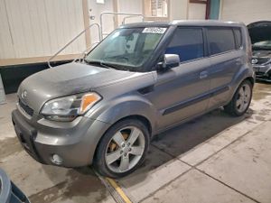 Kia Soul + 2.0L 4 2010