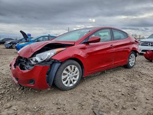 Hyundai Elantra GLS 1.8L 4 2013