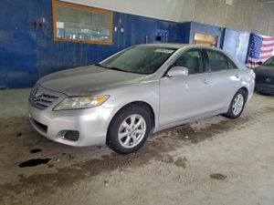 Toyota Camry BASE 2.5L 4 2011