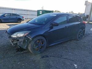 Ford Focus ST 2.0L 4 2014