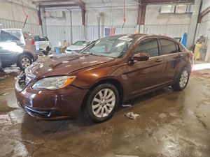 Chrysler 200 TOURING 2.4L 4 2013