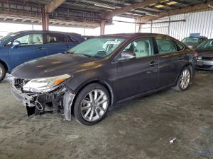 Toyota Avalon BASE 3.5L 6 2013