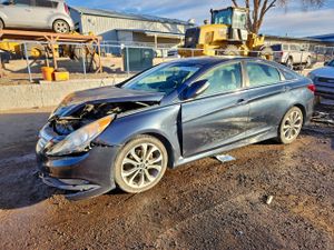 Hyundai Sonata SE 2.0L 4 2014