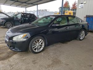 Nissan Maxima S 3.5L 6 2011