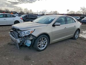 Chevrolet Malibu 1LT 2.5L 4 2013