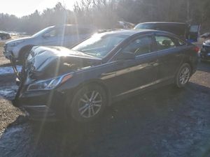 Hyundai Sonata SE 2.4L 4 2015