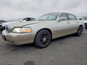 Lincoln Town Car SIGNATURE LIMITED 4.6L 8 2005
