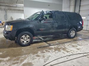 Chevrolet Suburban K1500 LS 5.3L 8 2011