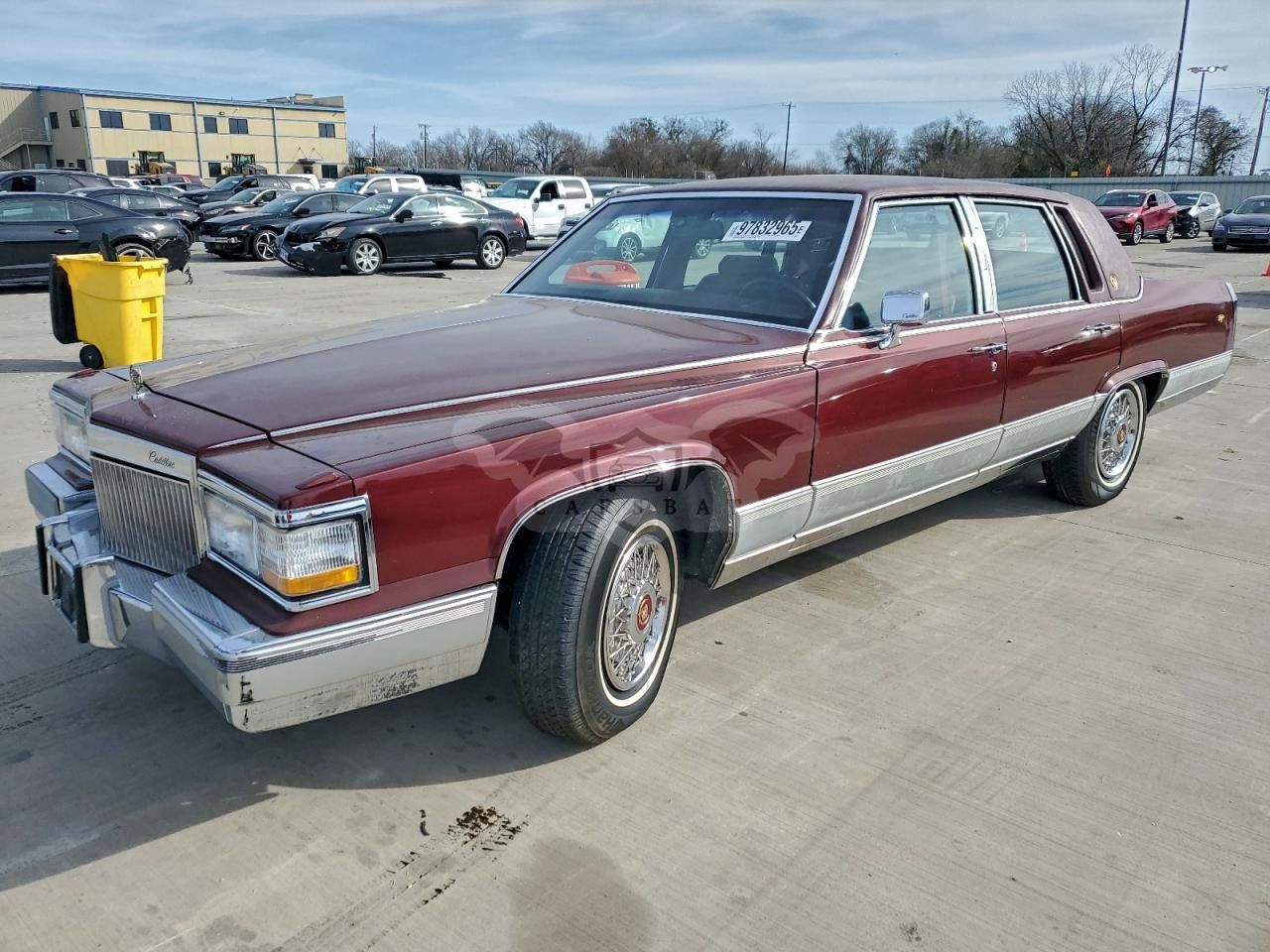 Cadillac Brougham 5.7L 8 1991