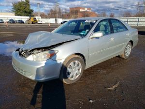 Toyota Camry LE 2.4L 4 2002