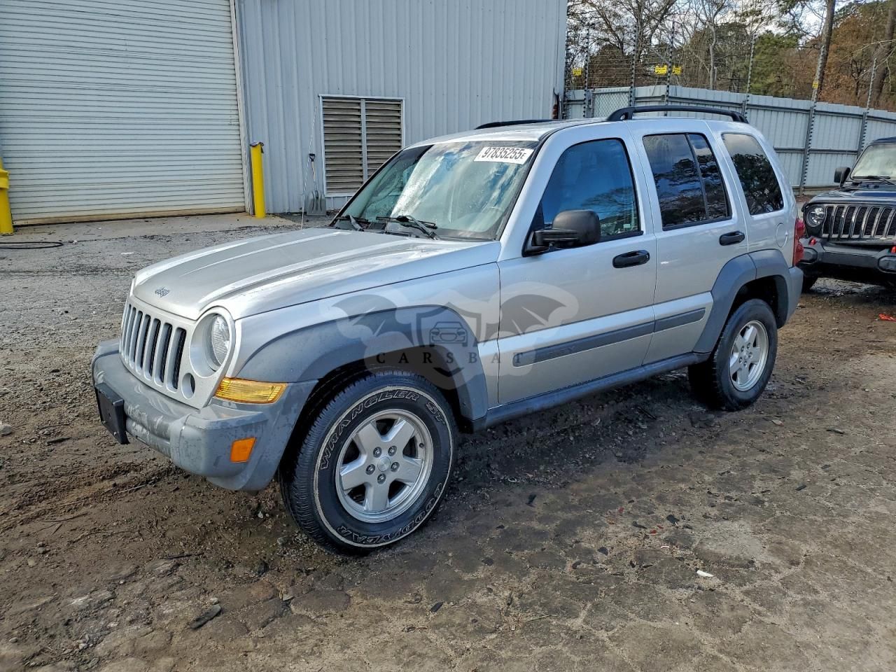 Jeep Liberty SPORT 3.7L 6 2005