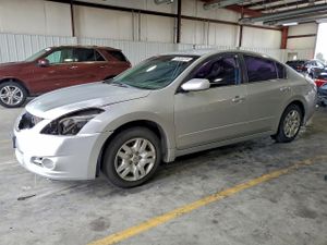 Nissan Altima BASE 2.5L 4 2012