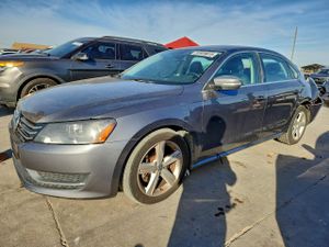 Volkswagen Passat SE 2.5L 5 2012
