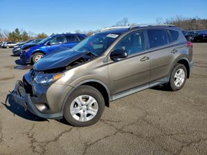 Toyota Rav4 LE 2.5L 4 2013