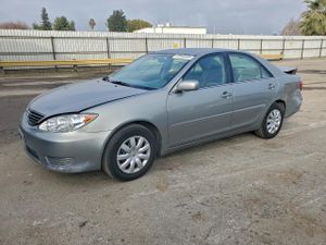 Toyota Camry LE 2.4L 4 2005
