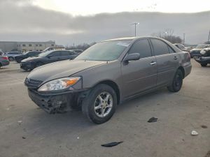 Toyota Camry LE 2.4L 4 2002