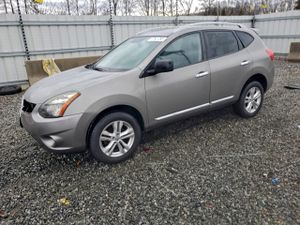 Nissan Rogue S 2.5L 4 2015