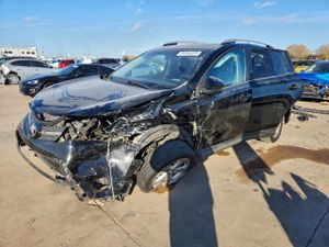 Toyota Rav4 XLE 2.5L 4 2014