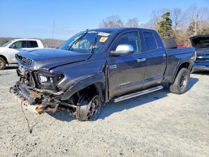 Toyota Tundra DOUBLE CAB SR 5.7L 8 2015
