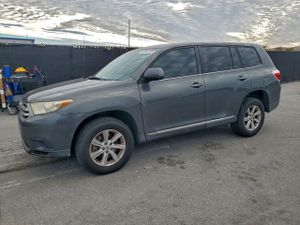 Toyota Highlander BASE 3.5L 6 2011