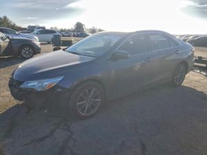 Toyota Camry LE 2.5L 4 2015