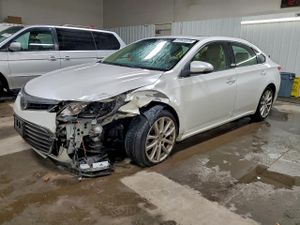 Toyota Avalon BASE 3.5L 6 2013