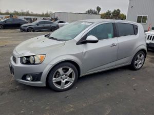 Chevrolet Aveo (Sonic) LTZ 1.8L 4 2013