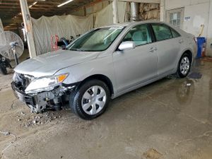Toyota Camry BASE 2.5L 4 2010