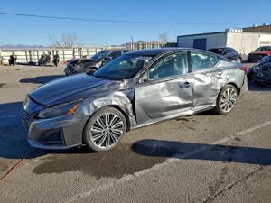 Nissan Altima SL 2.5L 4 2023