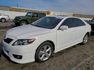 Toyota Camry BASE 2.5L 4 2011