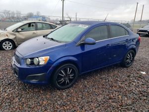 Chevrolet Aveo (Sonic) LT 1.8L 4 2014