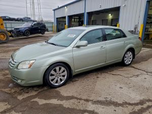 Toyota Avalon XL 3.5L 6 2005