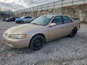Toyota Camry CE 2.2L 4 1998