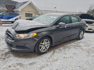 Ford Fusion SE 2.5L 4 2015