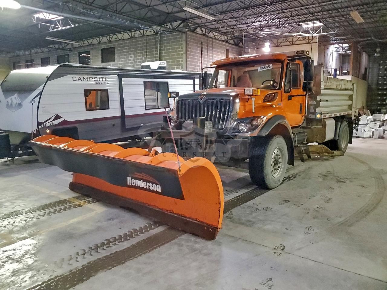 International WorkStar / 7000 Series 7400 9.3L 6 2013
