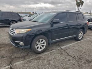 Toyota Highlander BASE 3.5L 6 2011