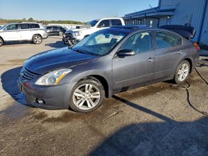 Nissan Altima SR 3.5L 6 2012