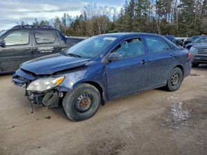 Toyota Corolla BASE 1.8L 4 2013