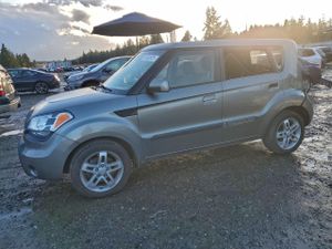 Kia Soul + 2.0L 4 2010