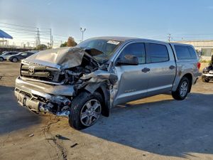 Toyota Tundra CREWMAX SR5 5.7L 8 2010