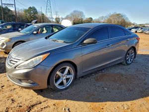 Hyundai Sonata SE 2.4L 4 2013